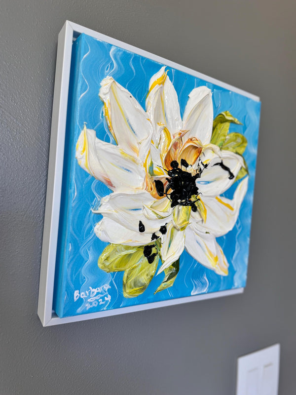 12x12 Modern Sculpted Flower