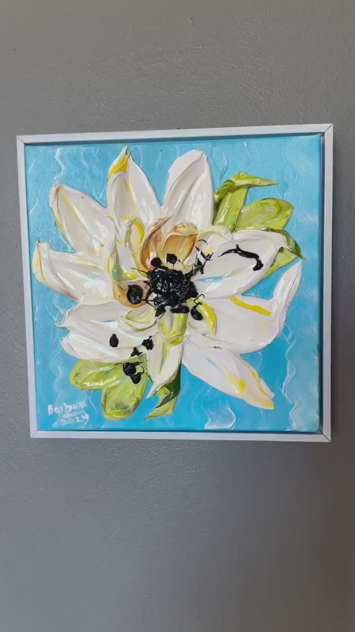 12x12 Modern Sculpted Flower