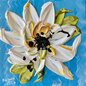 12x12 Modern Sculpted Flower